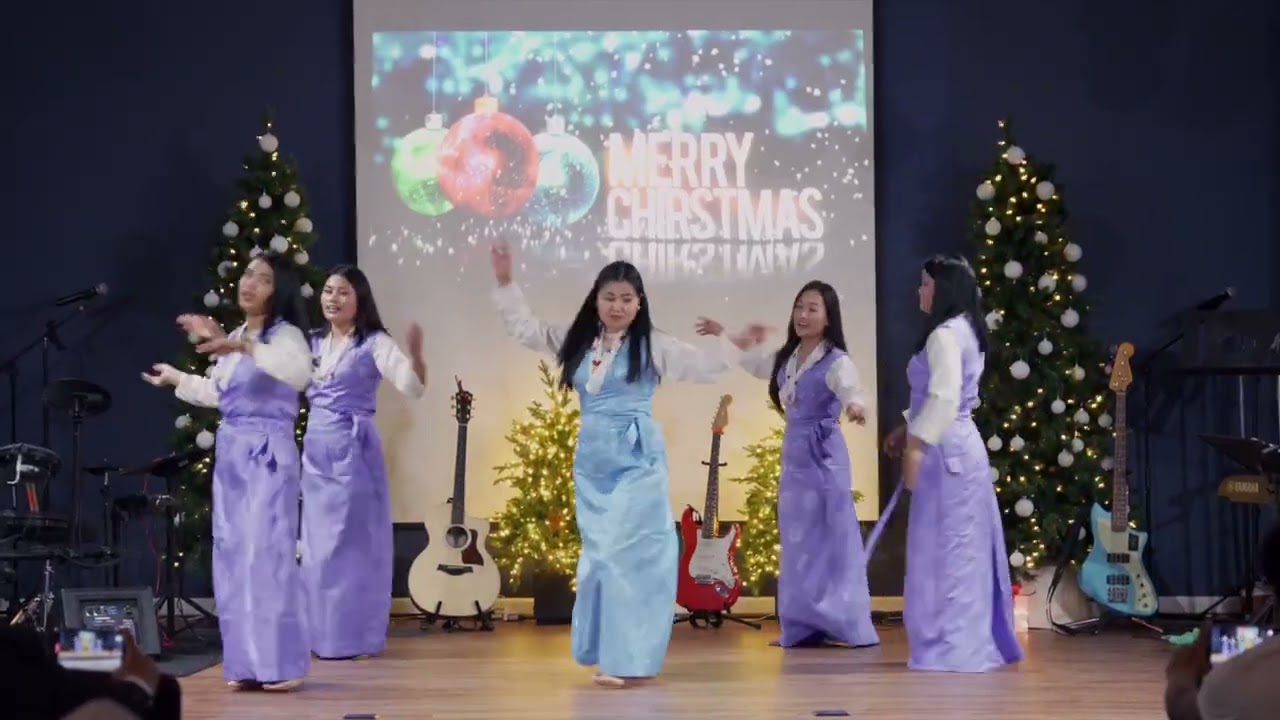 Group dance 