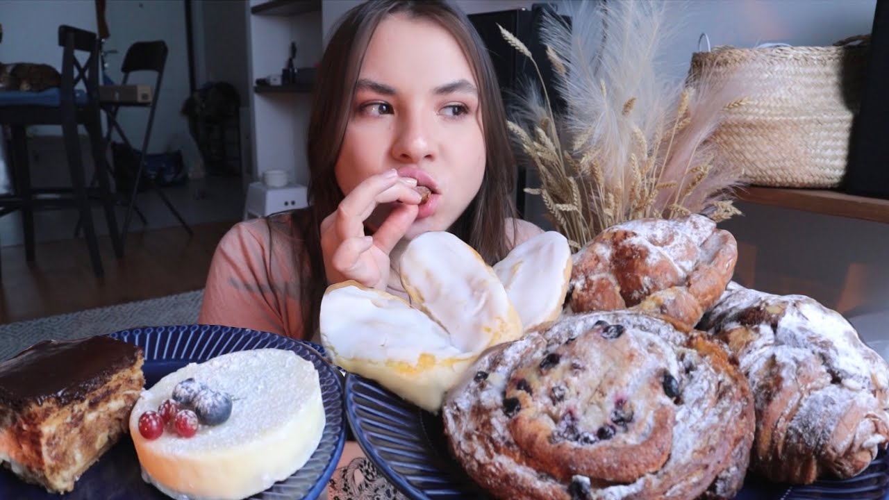МУКБАНГ сколько я заработала на ютубе? Блог приносит деньги? 10 к❤️ Круассан торт и сладости Mukbang