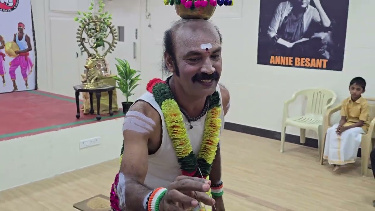 Y.M.I.A Karate பொங்கல் பண்டிகை கொண்டாத்தில், திரு. சுரேஷ் அவர்களின் கரகாட்ட நிகழ்ச்சி. 