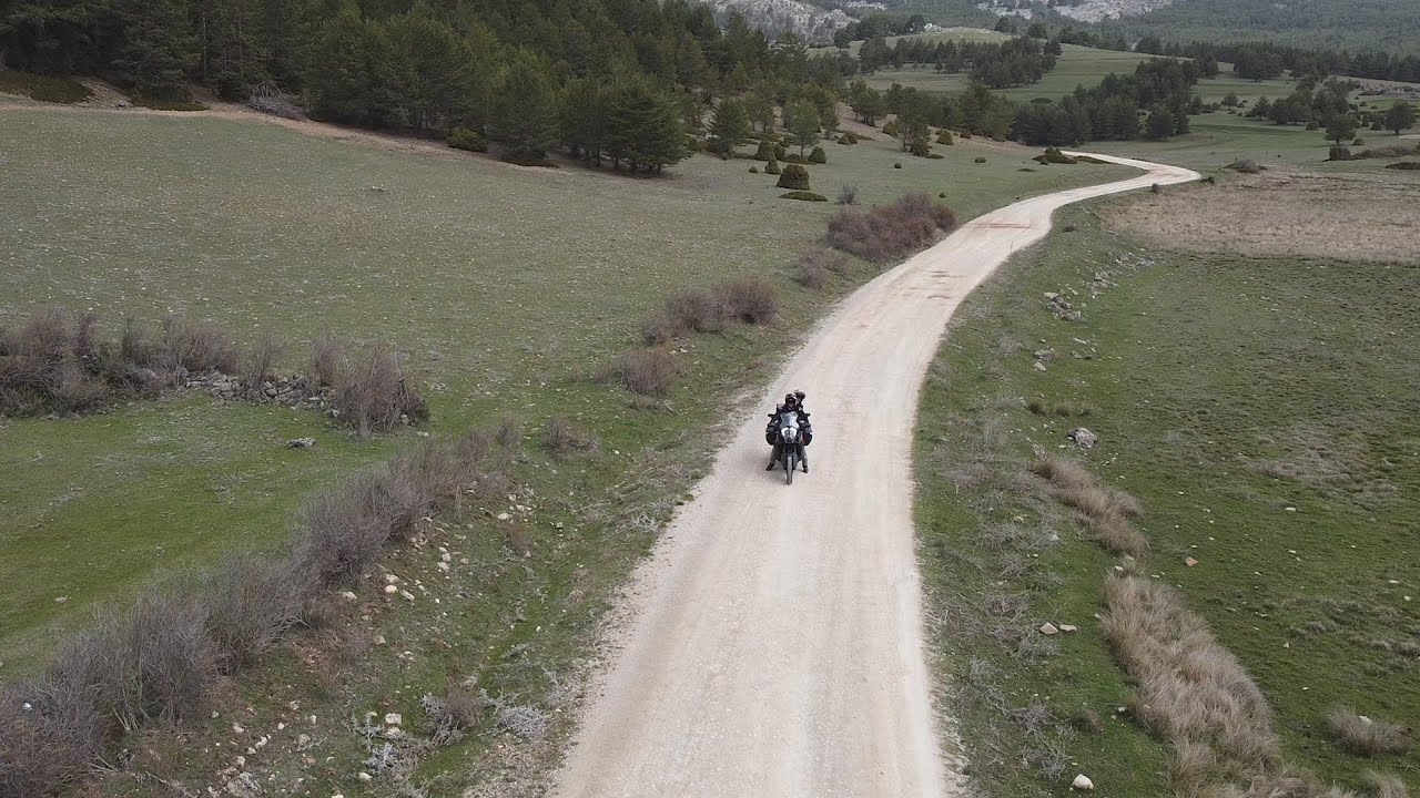 Carreteras vacías de España. Ktm 1290 S