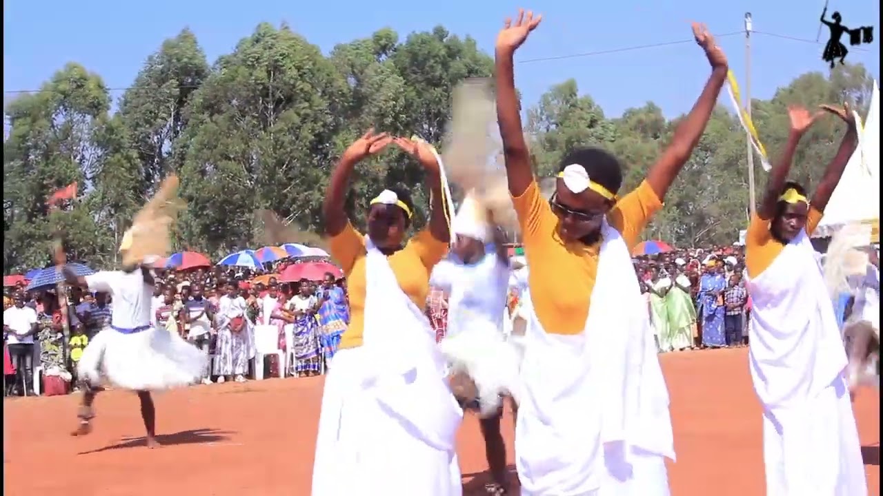 ivyiza nkibi vyaberey Gitega   paroisse  yoba mukwatira nwibanga abasaseredoti nabadiakoni  22/72023
