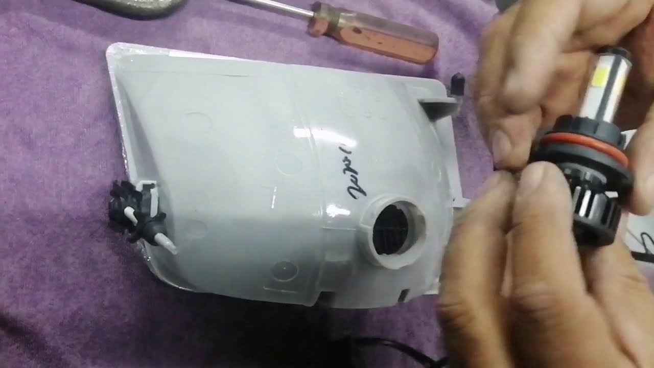 Cambio de faro a pick up Ford Ranger 94 e instalación de foco led