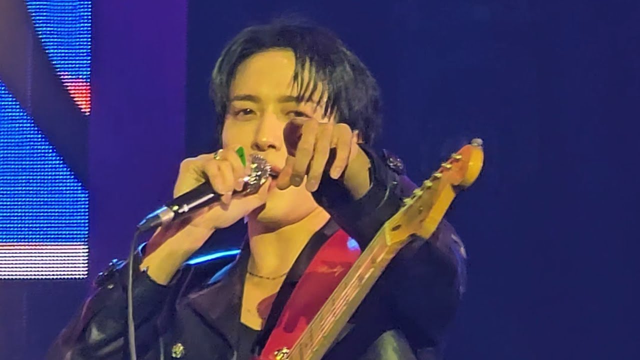26.1.17 CNBLUE 3LOGY in Seoul Day1 ' Lowkey ' #정용화 #jungyonghwa #씨엔블루 #cnblue