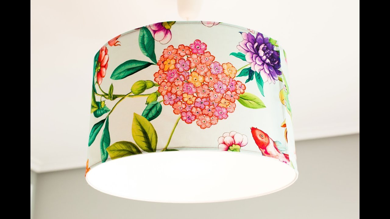 Cómo personalizar la pantalla de una lámpara con tela floral - Decogarden