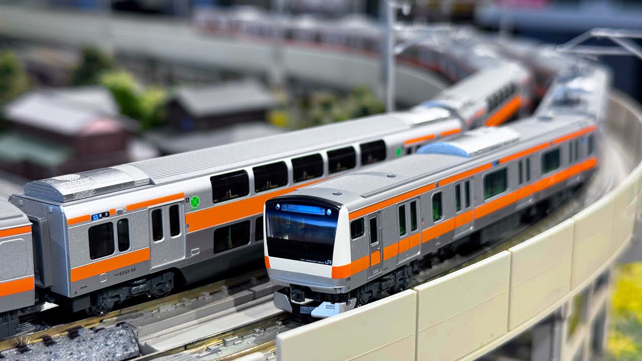 Шедевр от KATO! N-Scale E233 Chuo-Line: Распаковка и запуск полного состава 12 вагонов с Green Cars!