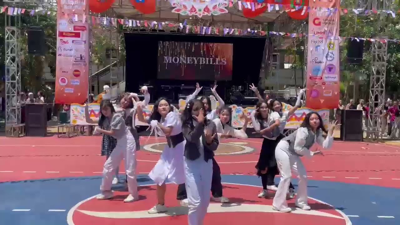 MODERN DANCE event HUT SMA NEGERI 10 MALANG 2023 • tim IZONE - PANORAMA