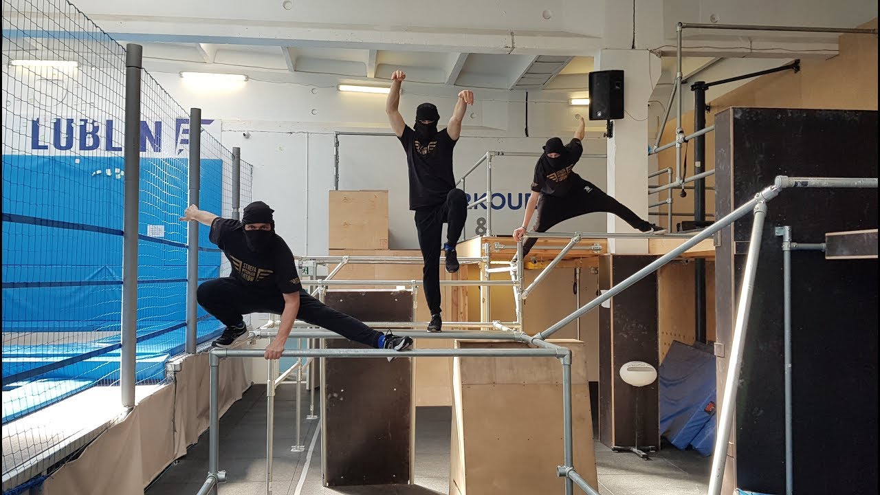 Zajęcia Ninja Warrior/Trening OCR w parku trampolin!