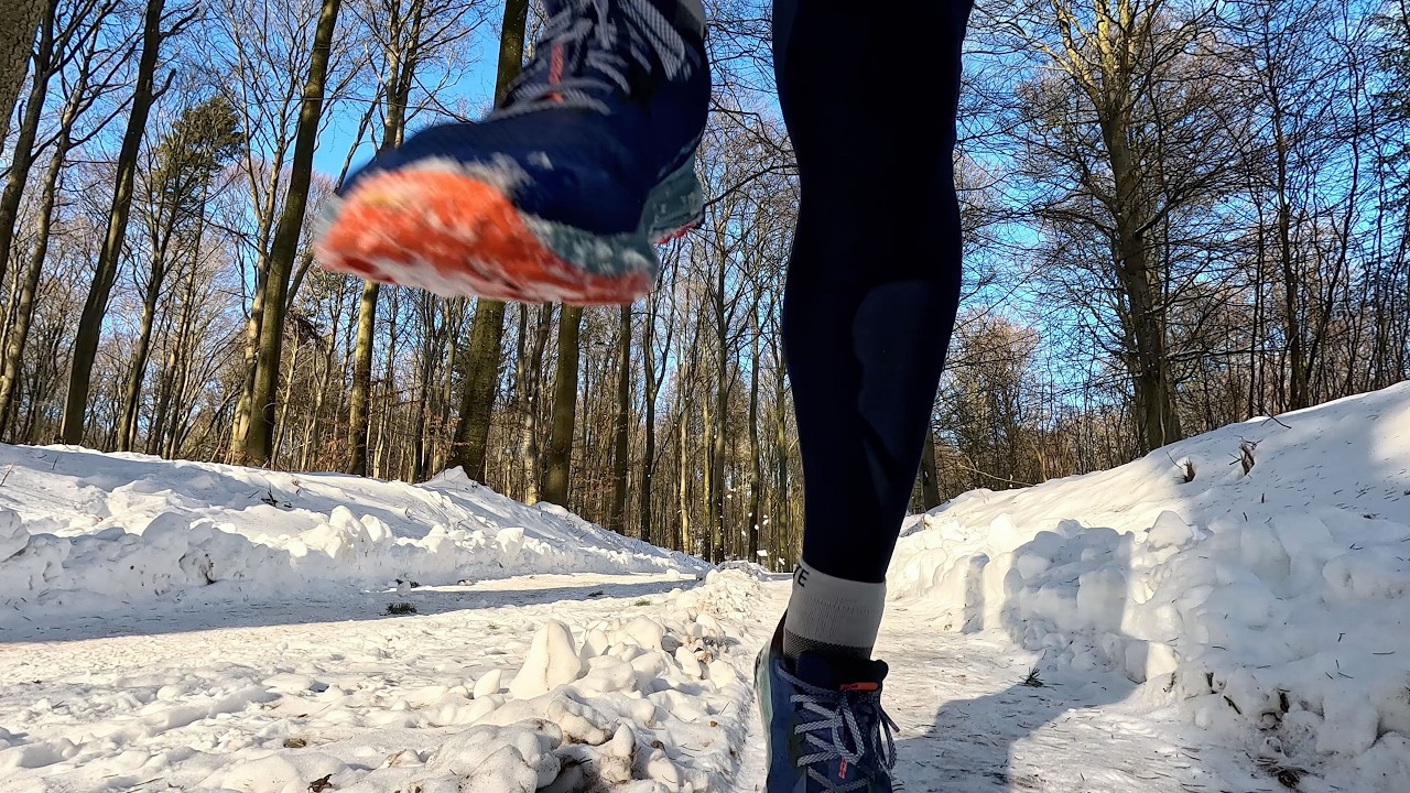 Halfdan Runs - Here Comes the Winter Sun