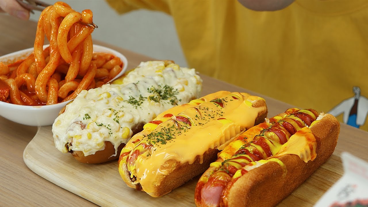 역대급 핫도그네요.. 누들 떡볶이 이런 거 좋아.. I love hot dogs... mukbang