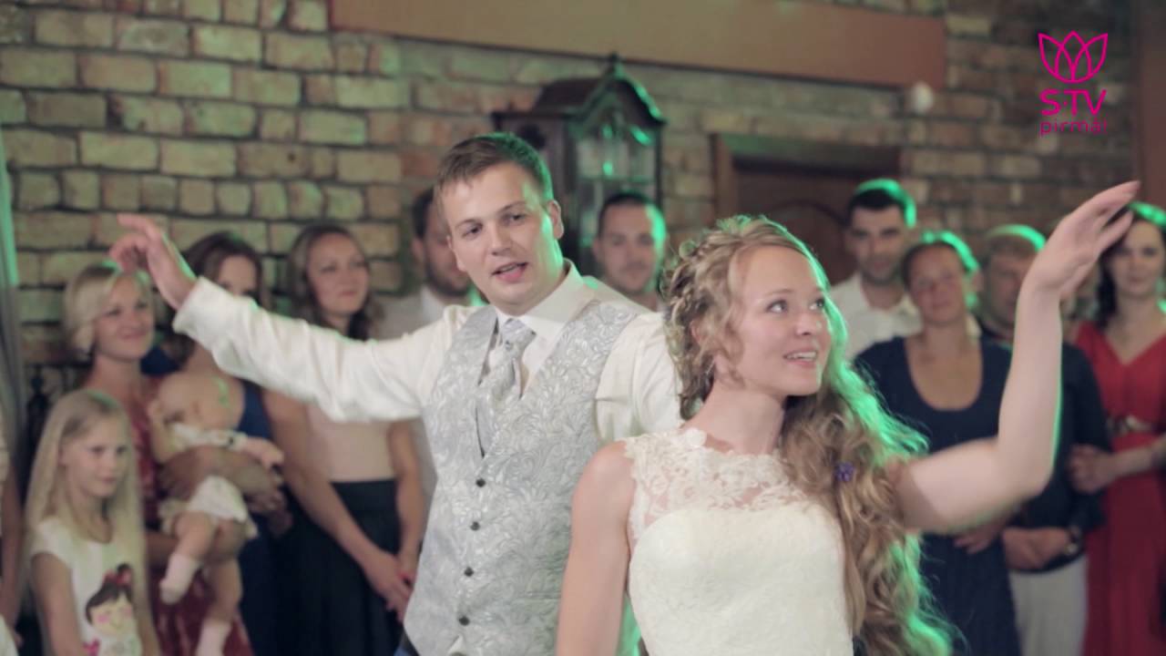 Pirmā deja: 