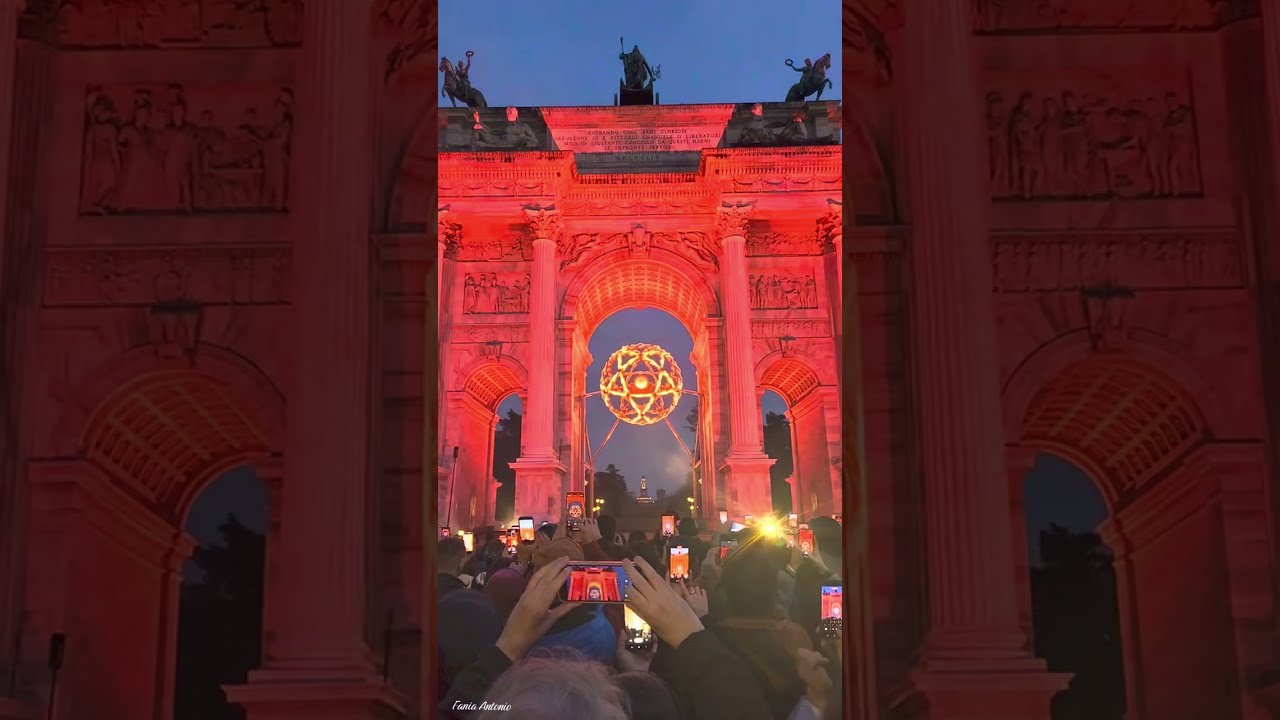 L'Arco della Pace brilla: lo spettacolo del Braciere Olimpico a Milano! 🇮🇹🔥 #Milano2026