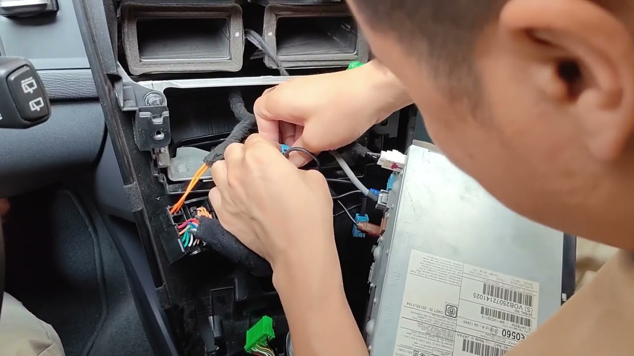 Volvo CarPlay installation process for XC60 S60L