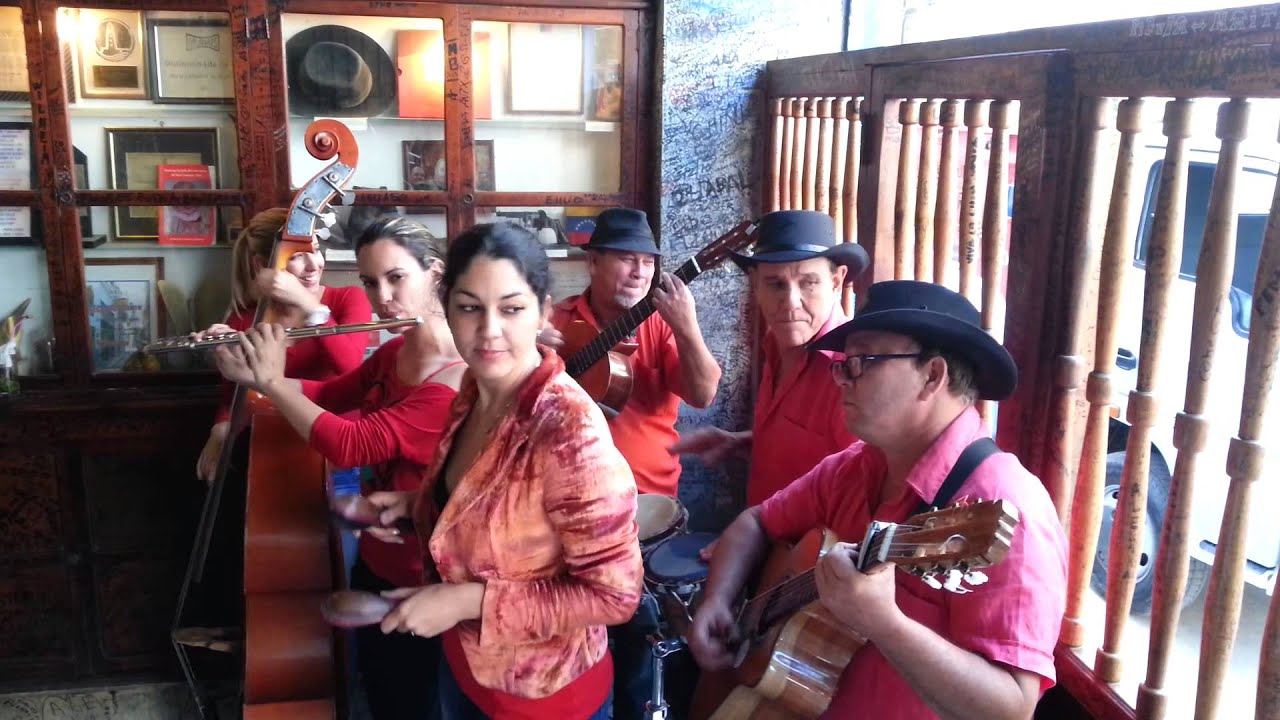 La Bodeguita del medio. La Habana. Cuba. Grupo Manantial
