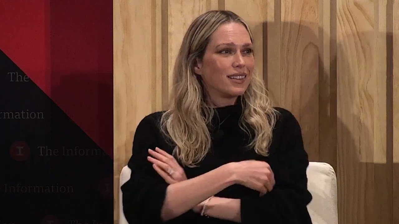 Bonus: A Conversation with Erin and Sara Foster on Everything Founders are Afraid to Say