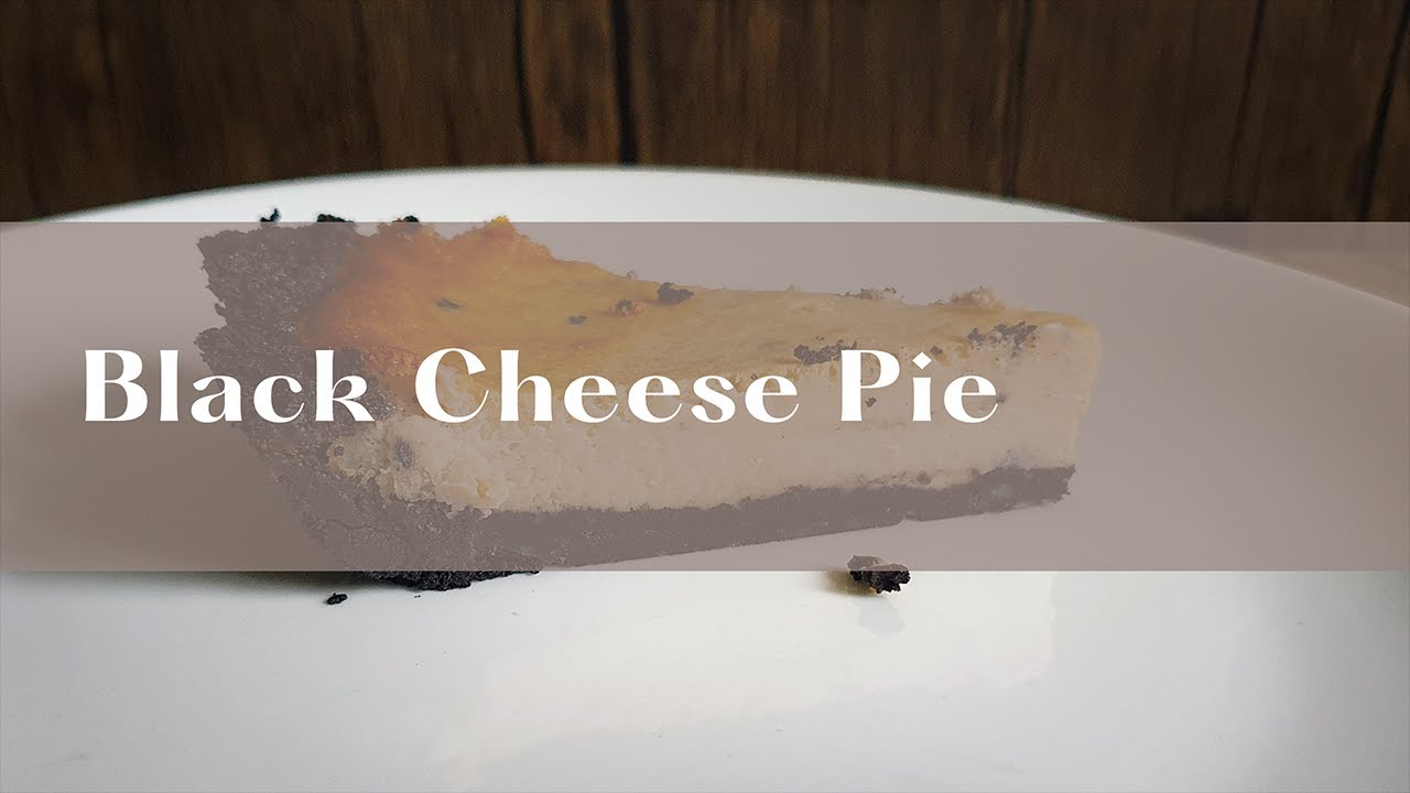 The Spooky Surprise Inside Black Cheese Pie aka Pay de Queso