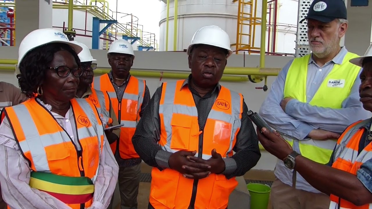 IMAGES PREFET VISITE DISTILLERIE SARIS