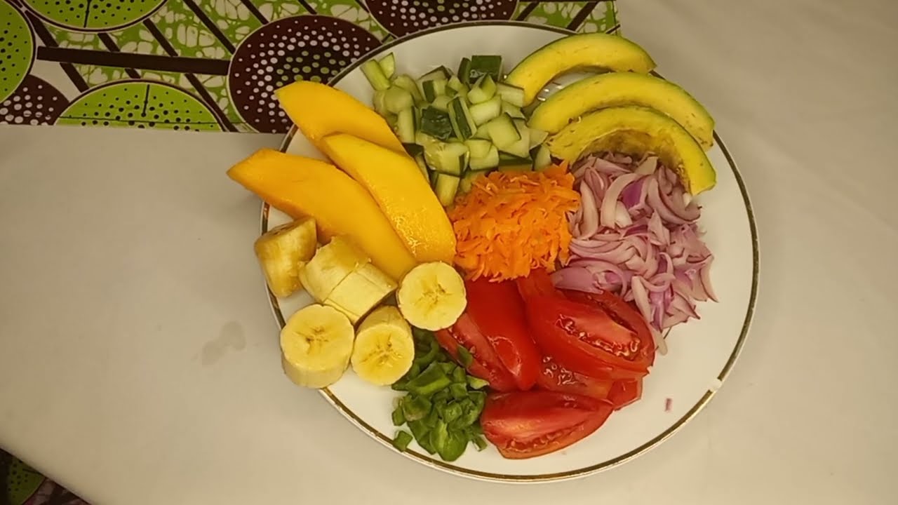 TWIGE GUTEGURA FRUITS WITH VEGETABLES SALADE 