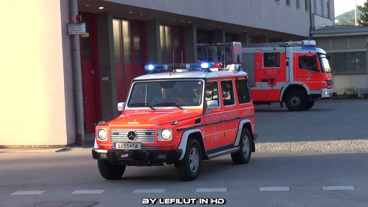 Wachausfahrt Löschzug [+Alarmgong] [+Durchsage] Berufsfeuerwehr Linz