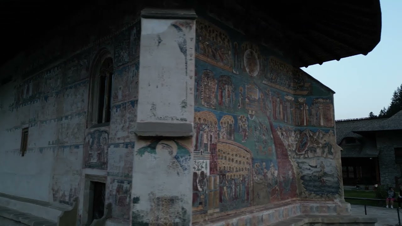 Secretul Albastrului de Voronet, a 8-a Minune a Lumii ? Manastirea Voronet, Romania