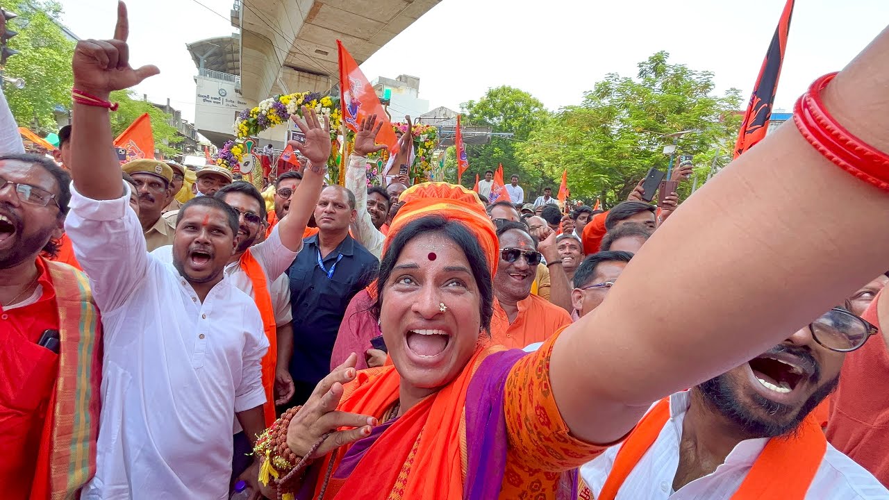 BJP Madhavi Latha in Hanuman Jayanti Bike Rally at Gowliguda Hanuman Temple |Madhavi Latha vs Owaisi