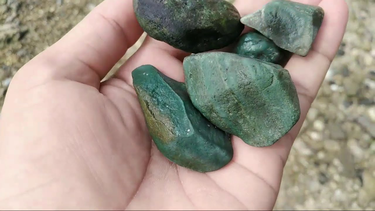 I fund a rare Green Jasper.