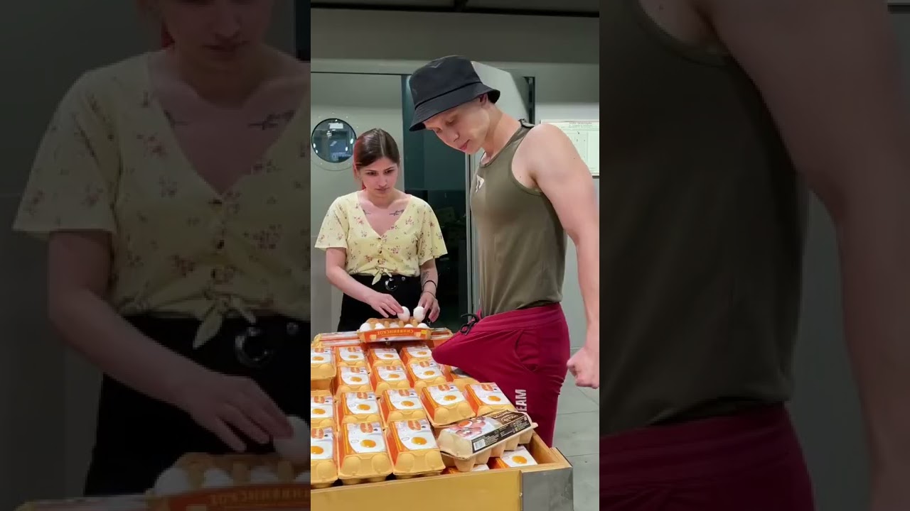 Big d*ck prank on shopping mall