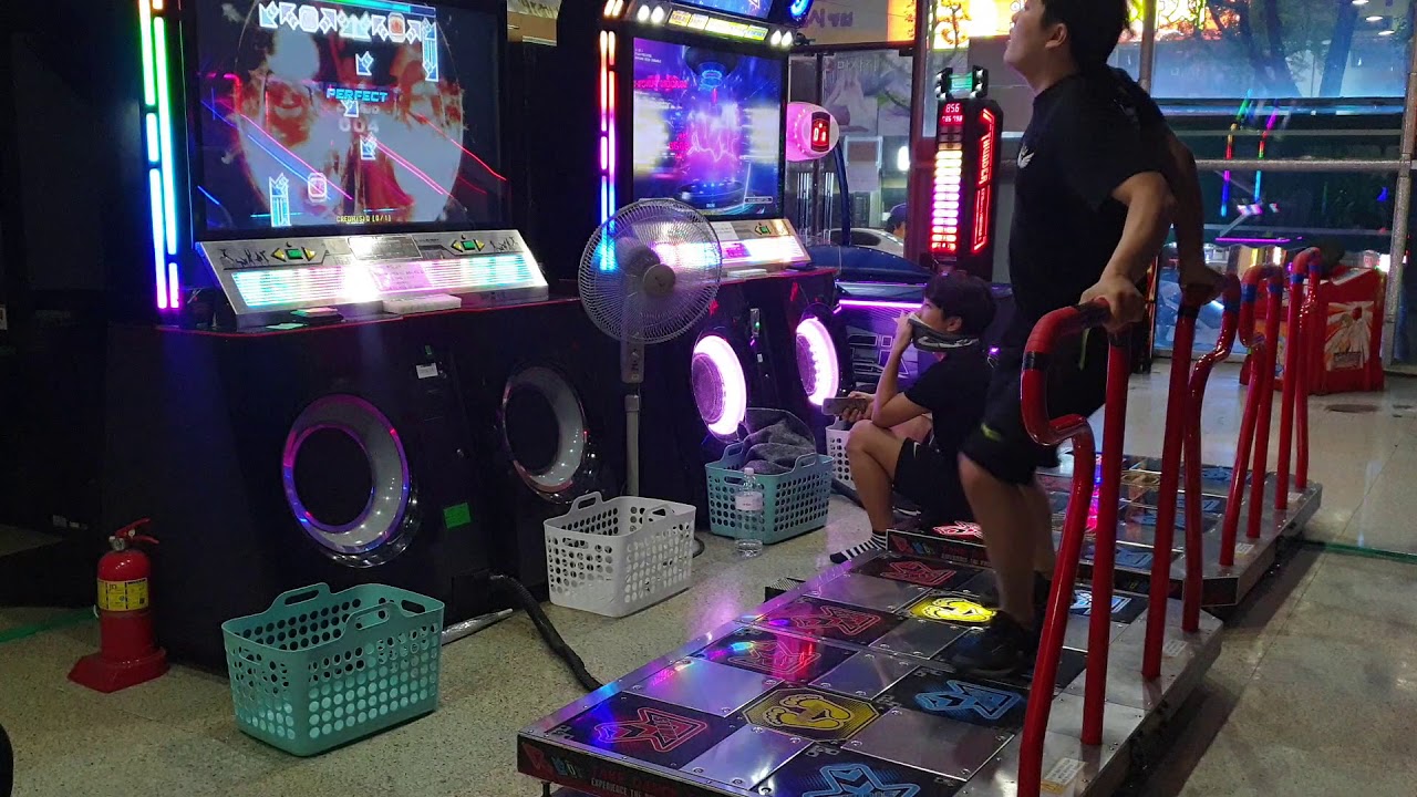 펌프 최강 보스곡 1949 D28 FEFEMZ Play...!?!?