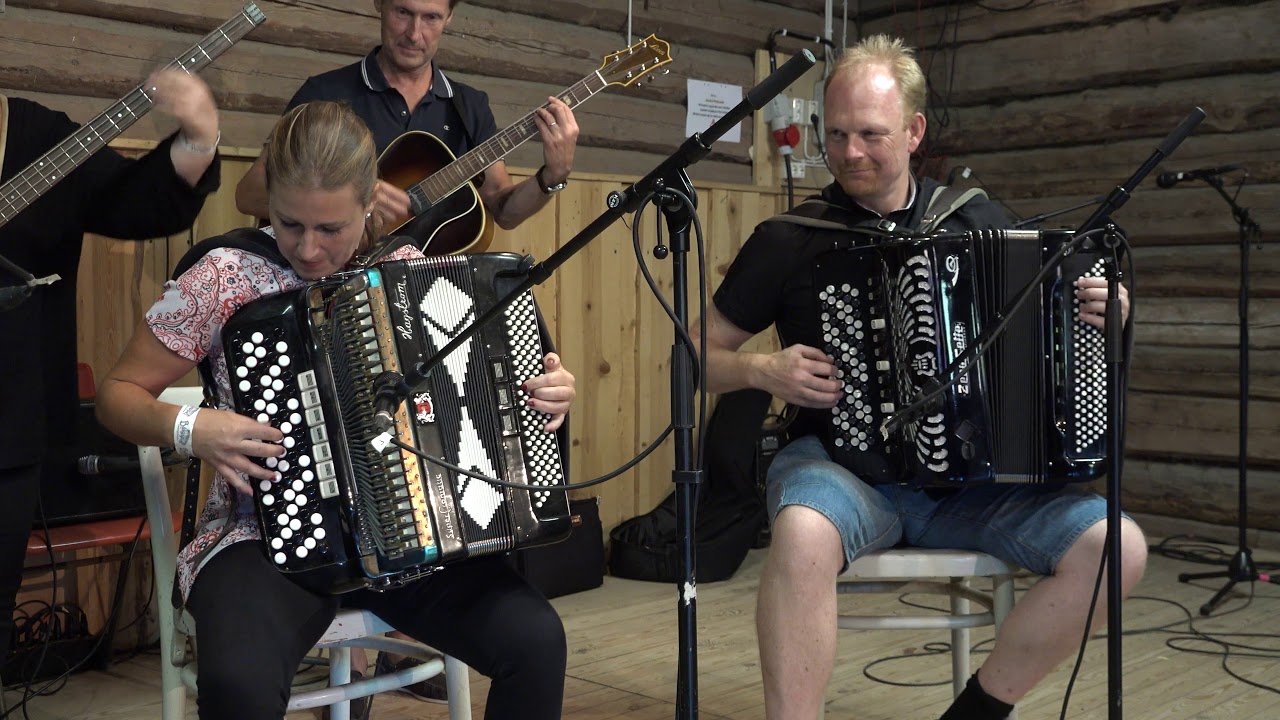 Andersson og Farmen del 3 - Hammerstapolka, Fnitterpolka og Möckelmyrvalsen