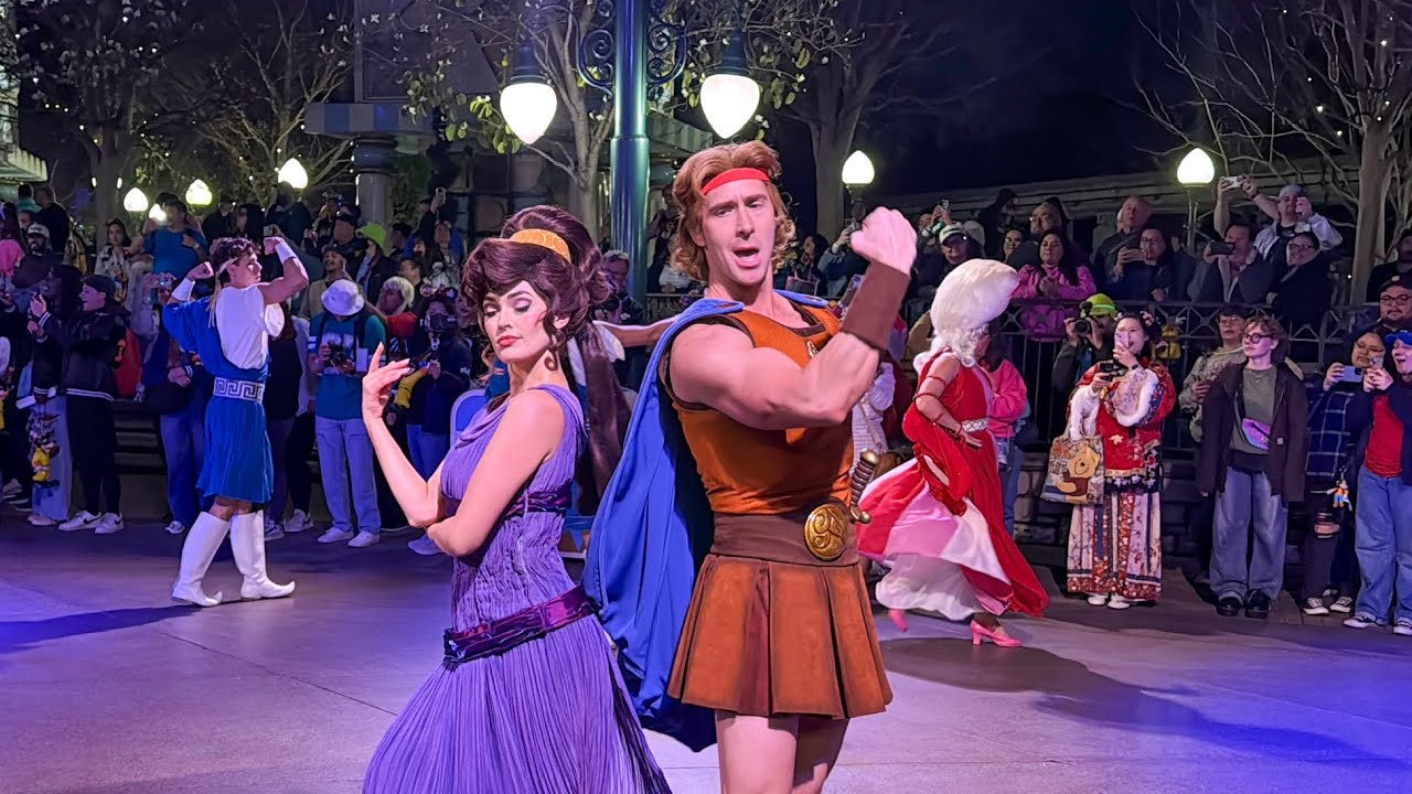 90s on Parade Sponsored by Disney+ | Disneyland After Dark: 90s Nite