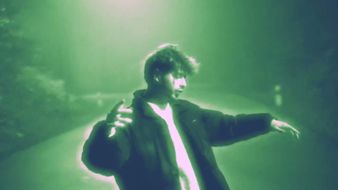 Akela - Blurry (Official Video)
