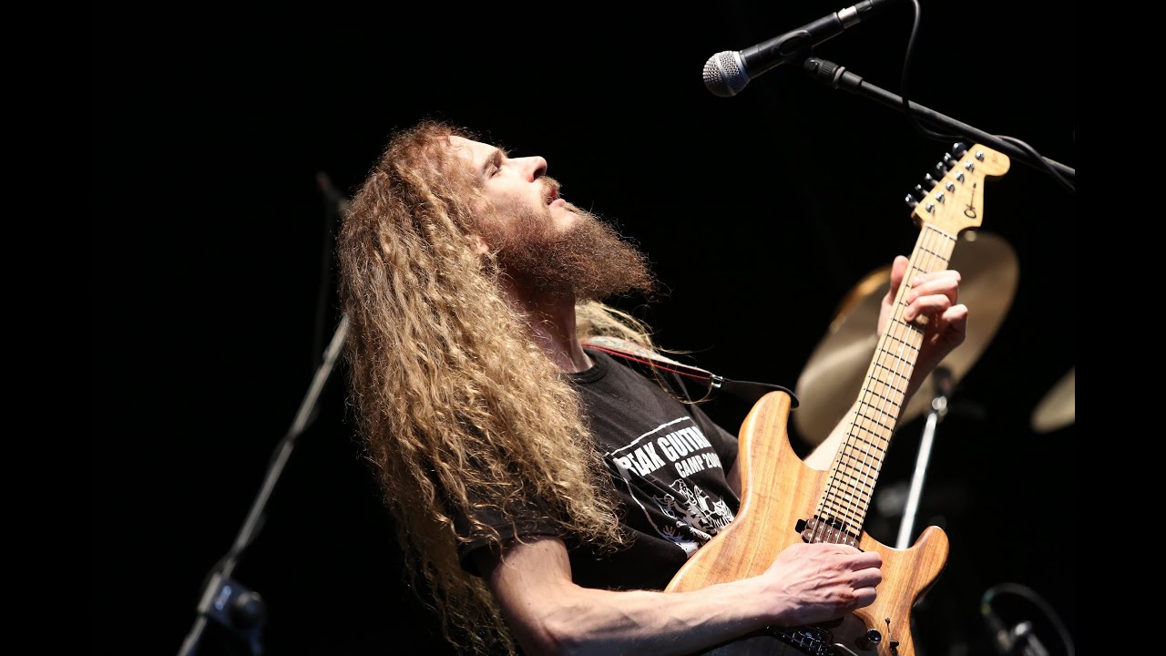 Guthrie Govan, Marco Minnemann, Bryan Beller_Flatlands - The Aristocrats_Vladivostok LIVE