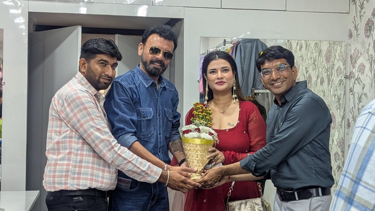 જીતુ મંગુ ડાભી બ્રધર્સ ના ઓપનિંગ માં (110દિવસ)