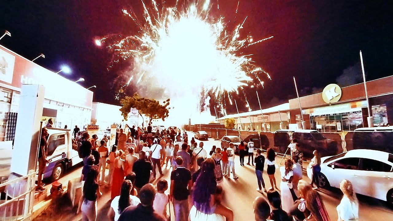 Kooyman Firework Show 2024 Proves Why It's the BEST in Curacao!