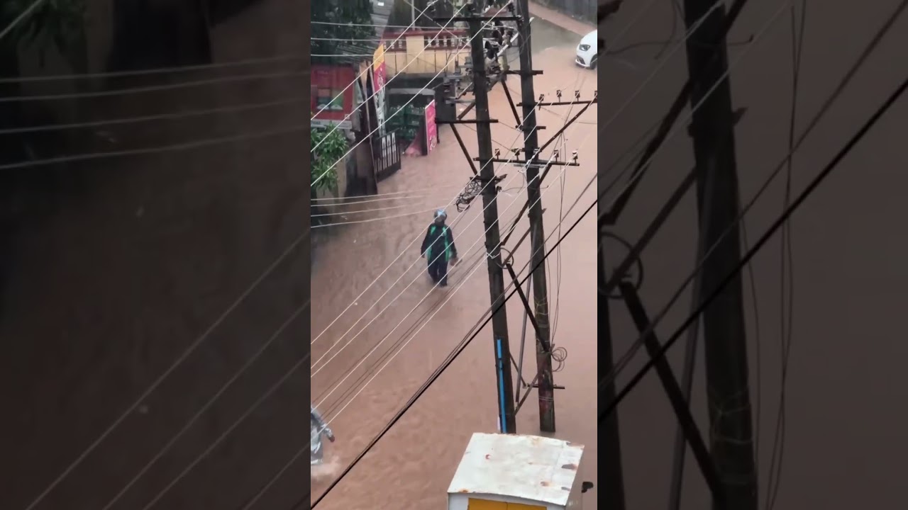 Flooding Rains in Mangalore.Nonstop Heavy Rains pounding across city. #Mangalore VC Yogi