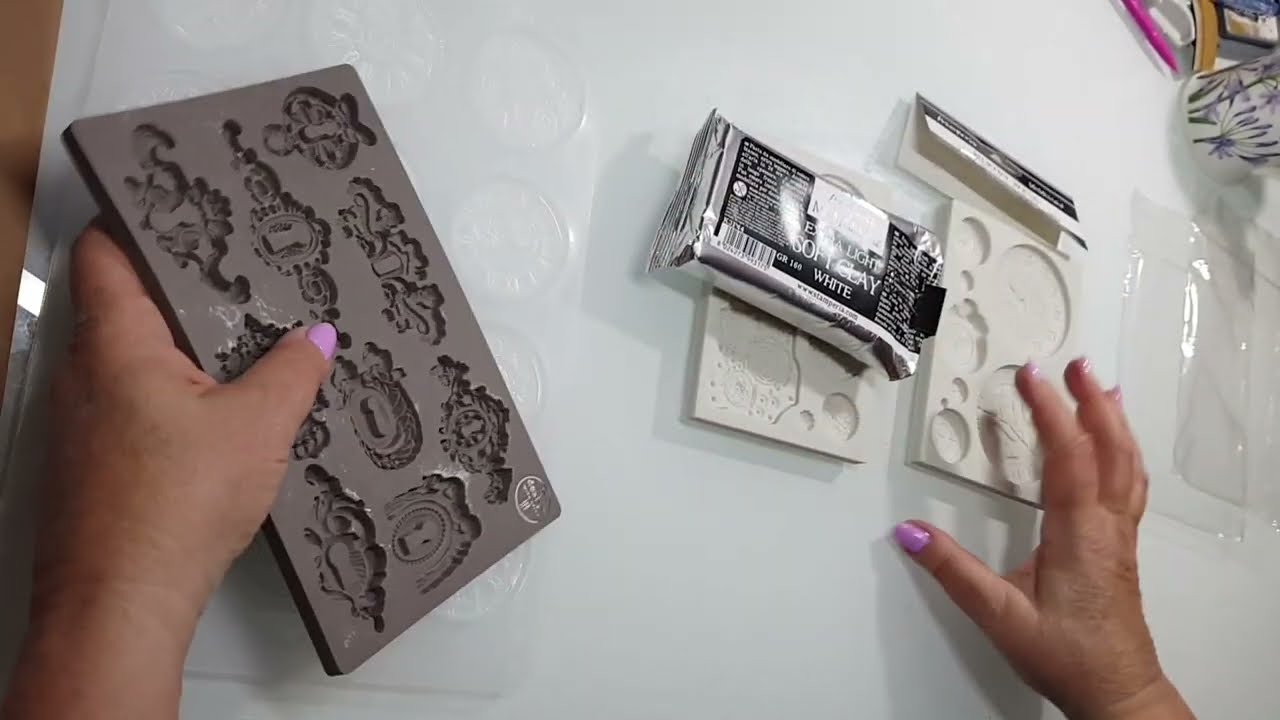 #comment réaliser des #embellissements  avec de la pâte autodurcissante #softclay de #stamperia