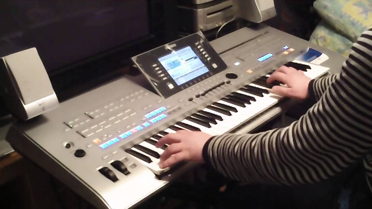 Ding Dong Merrily On High Played On Yamaha Tyros 4
