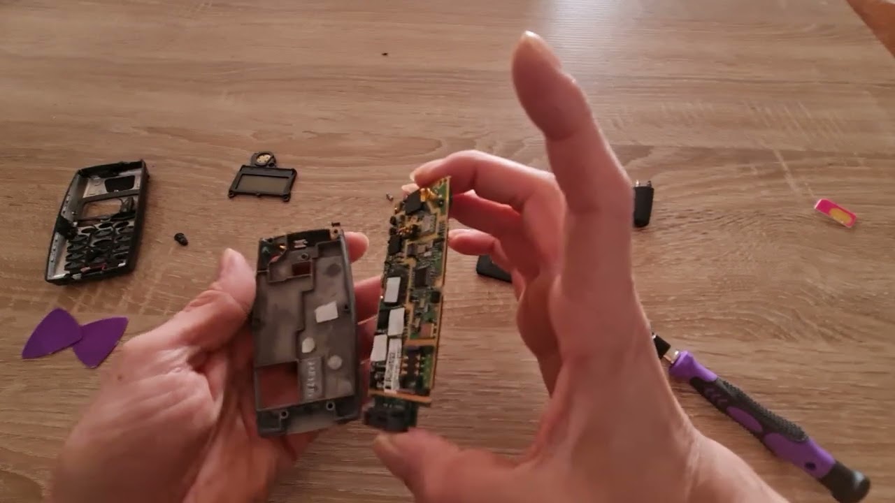 Ericsson T28 Teardown Disassembly Inside