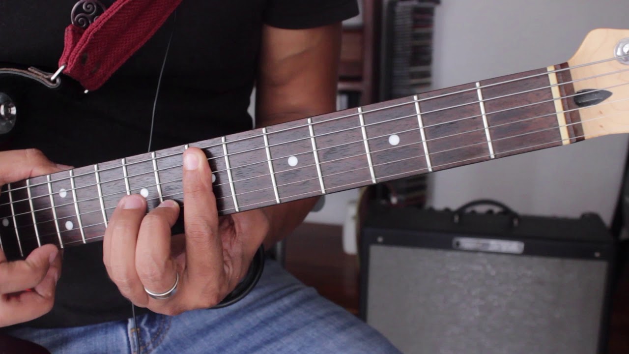 Como tocar Bellyache de Billie Eilish en guitarra
