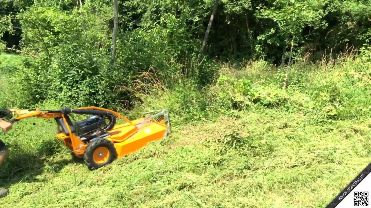 AS MOTOR AS65 -Tosaerba/Trinciatutto semovente per sfalcio di ampie superfiici