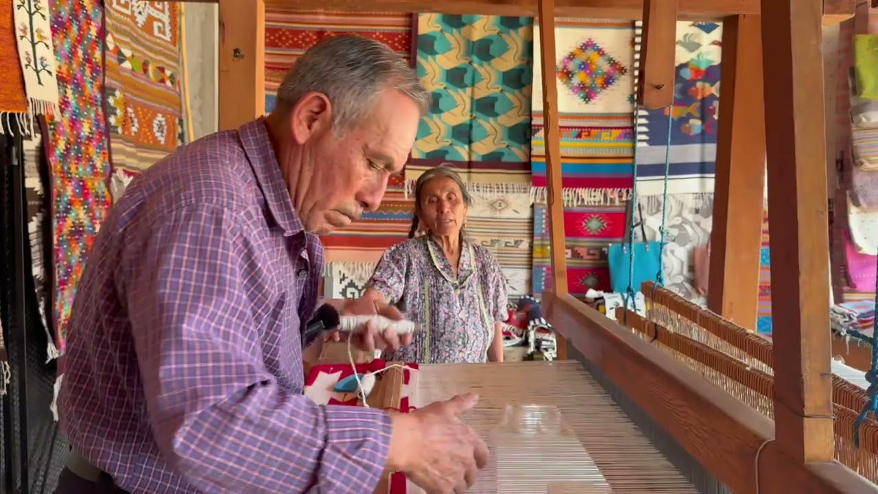 Teotitlán de valle   sus textiles de  tapetes   hermosos,echos con lana de ovejas locales