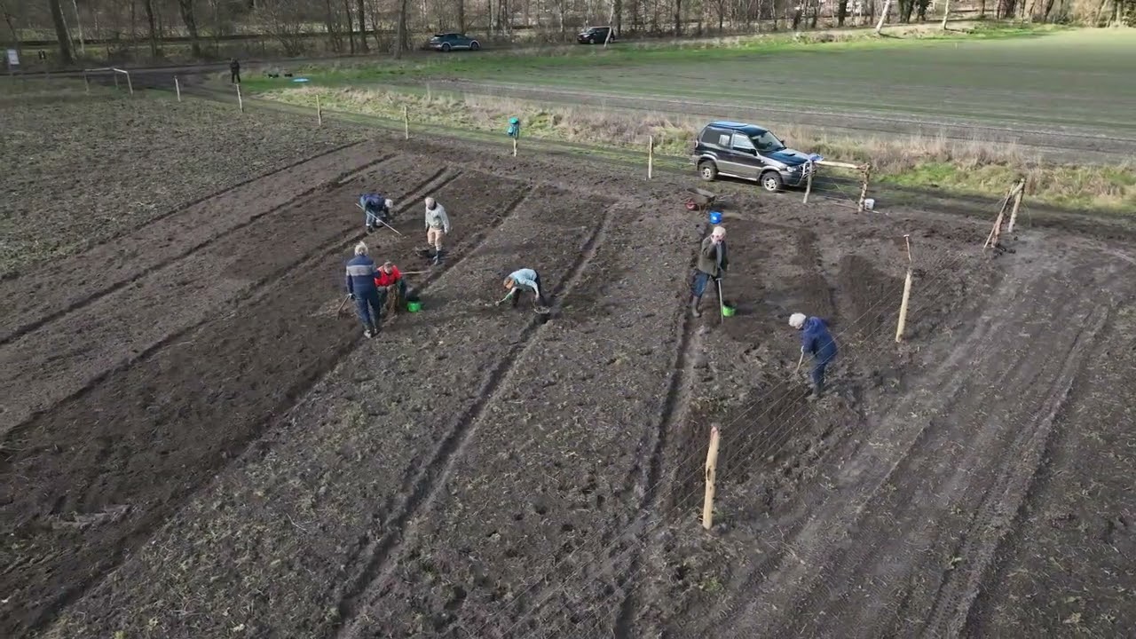 Holtesch Hooghalen voorbereiding zaaiwerk bosje van Han