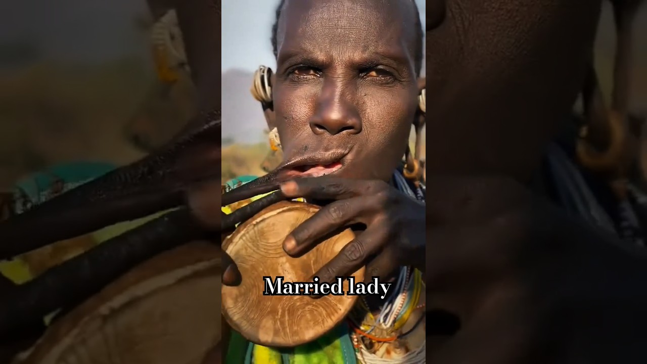 mursi lady lip plate #mursi #tribe #africa