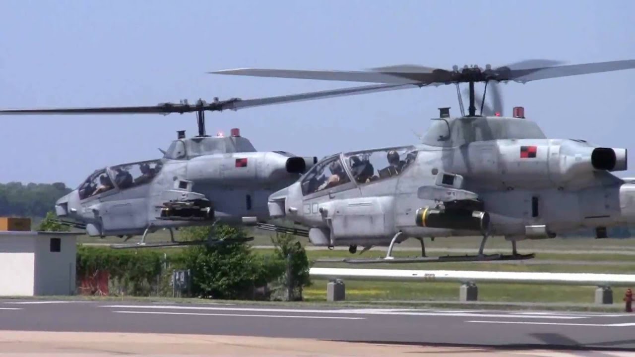 HMLA-167 AH-1 Cobras at NAS Oceana - River Rat 2010