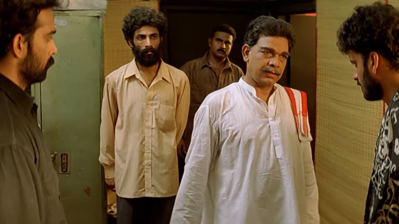 भीकू मात्रे को दी मंत्री ने धमकी | Movie Name : Satya (1998) | Action Movie Scene