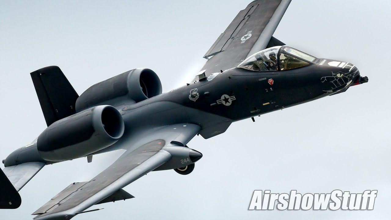 In the Pyro Field! "Black Mamba" A-10 Warthog Demo with Strafing Runs - Terre Haute Airshow