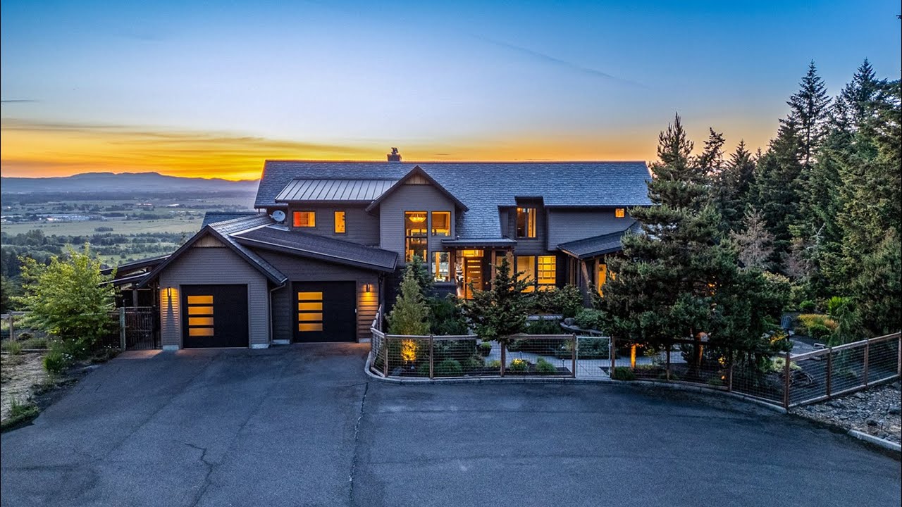 Luxury Home on 80 Acres in Eugene, Oregon | 4,082 Sq Ft Dream Estate