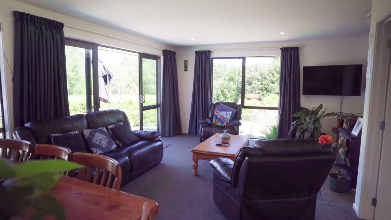 10 Cove Lane, Mt Creighton