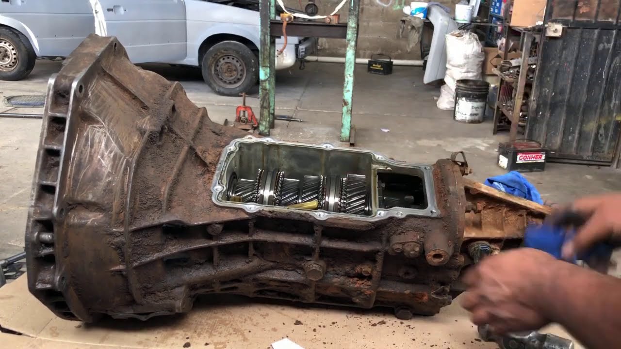 Como desarmar transmisión de Ford Lobo