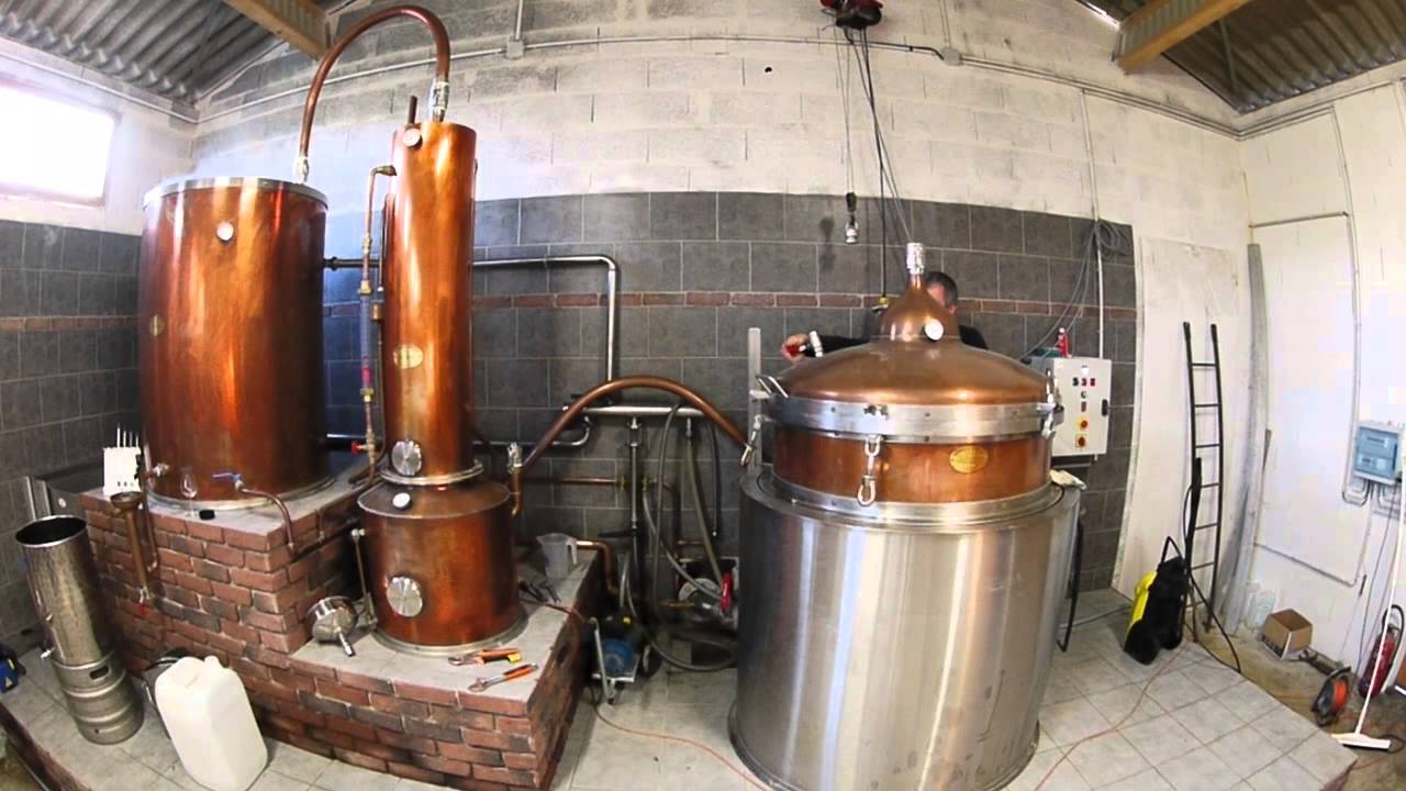 Pr&eacute;sentation de la distillerie de Bercloux