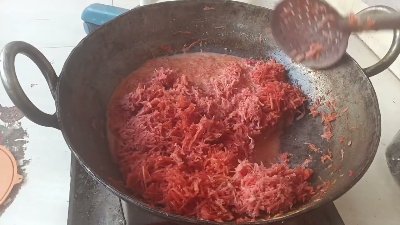 Aj banaya Delicious Gajar ka halwa#desi style#chulhe pr banaya!!!